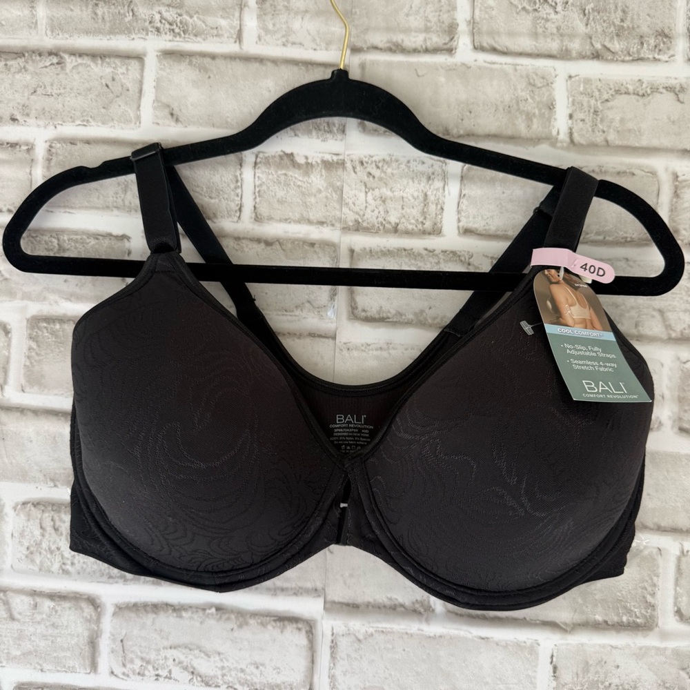 NWT Bali Comfort Revolution underwire bra 40D